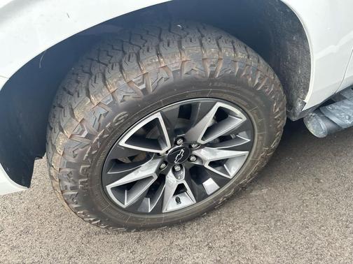 Summit White 2023 Chevrolet Tahoe 4WD Z71