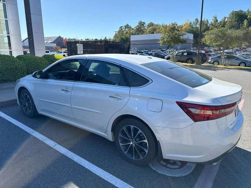 2016 Toyota Avalon XLE Plus