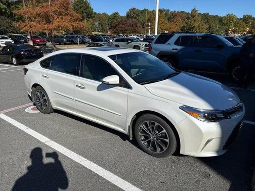 2016 Toyota Avalon XLE Plus