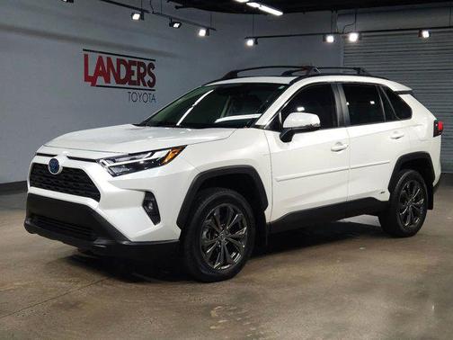 2022 Toyota RAV4 Hybrid XLE Premium