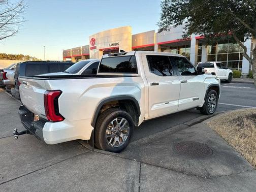 2025 Toyota Tundra Hybrid 1794 Edition