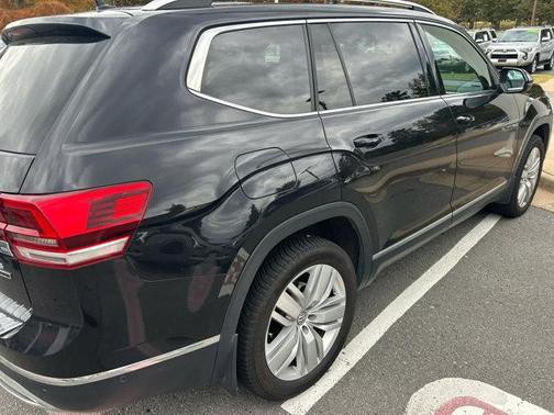 2018 Volkswagen Atlas 3.6L SEL Premium