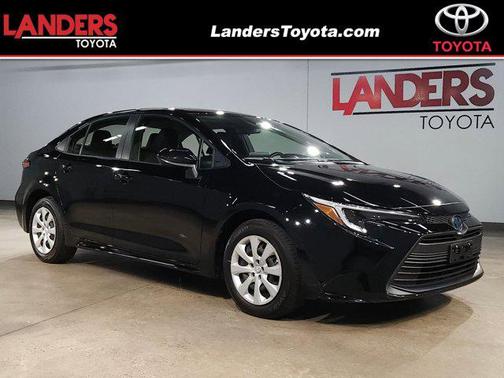 2025 Toyota Corolla Hybrid LE