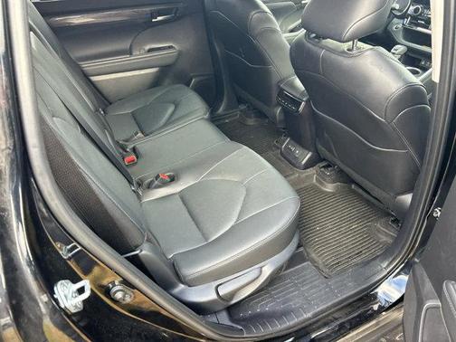 2024 Toyota Highlander Limited