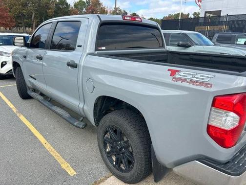 2020 Toyota Tundra SR5