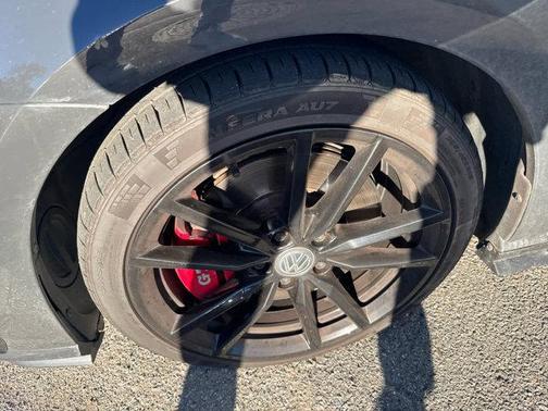 2019 Volkswagen Golf GTI 2.0T S 4-Door