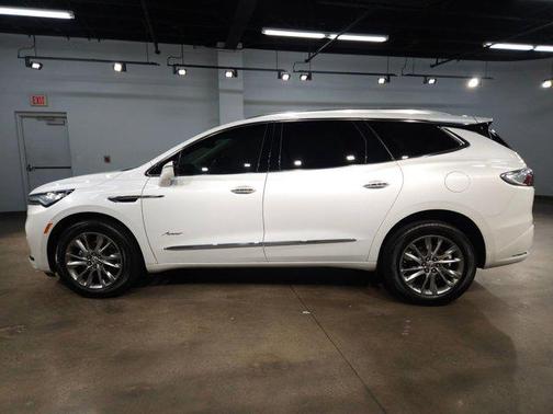 2023 Buick Enclave Avenir AWD