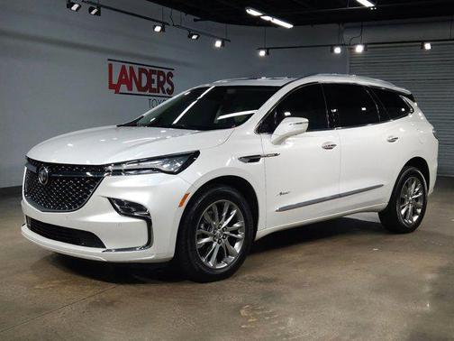 2023 Buick Enclave Avenir AWD