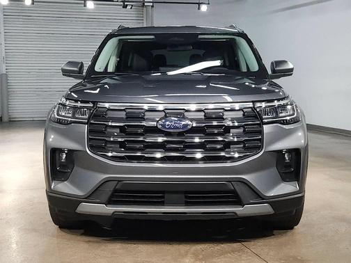 Carbonized Gray Metallic 2025 Ford Explorer Active