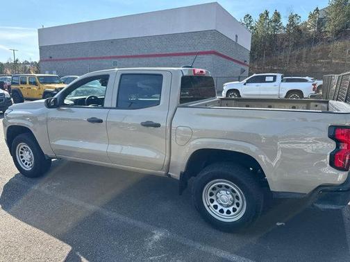 2024 Chevrolet Colorado WT