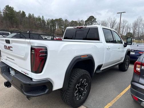 2025 GMC Sierra 2500 AT4X
