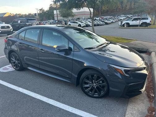 2025 Toyota Corolla SE