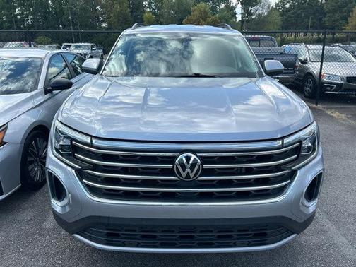 2024 Volkswagen Atlas 2.0T SE w/Technology 4MOTION