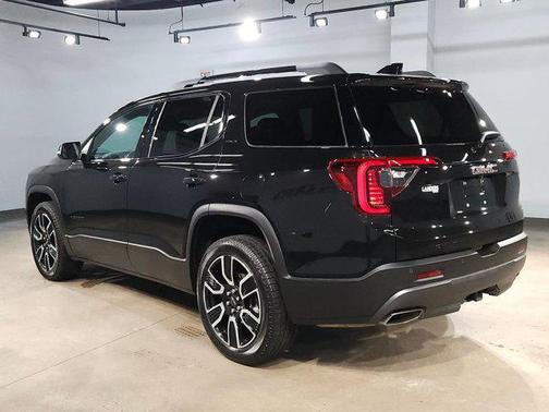 2021 GMC Acadia FWD SLT