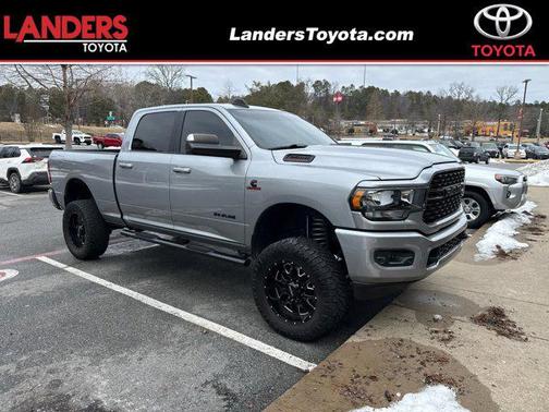 2022 RAM 2500 Big Horn Crew Cab 4x4 6'4' Box