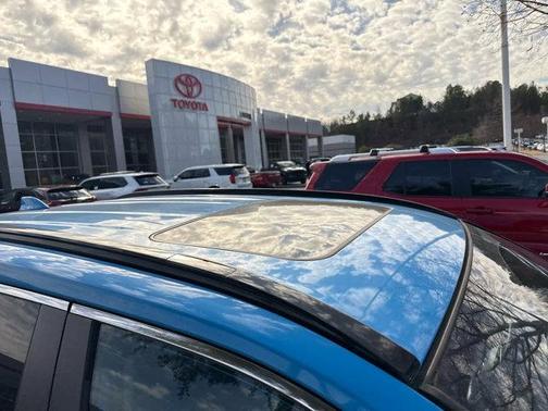 2019 Toyota RAV4 Hybrid XLE