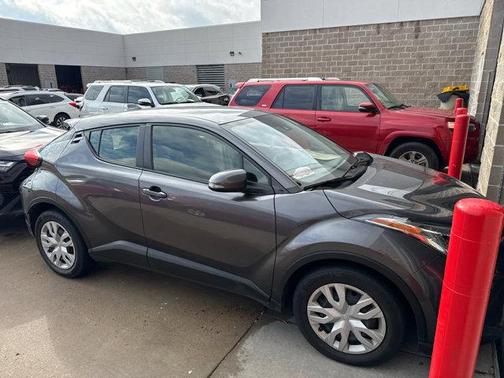 2021 Toyota C-HR LE