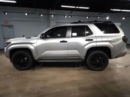2026 Toyota 4Runner Hybrid Platinum