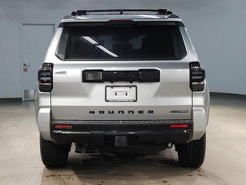2026 Toyota 4Runner Hybrid Platinum