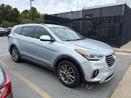 2018 Hyundai SANTA FE SE