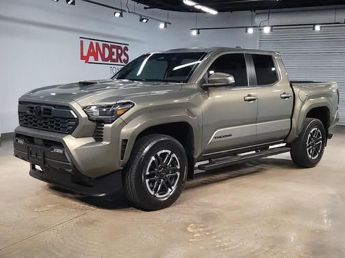Bronze Oxide 2024 Toyota Tacoma TRD Sport