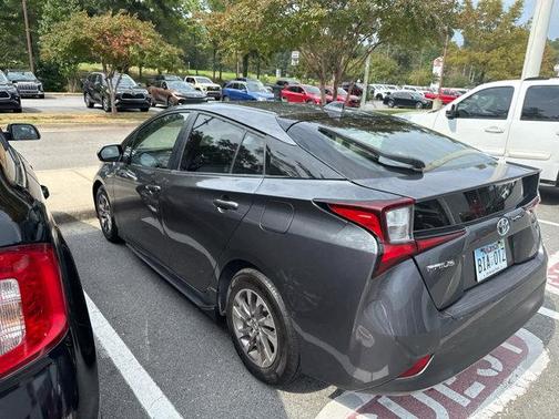 2021 Toyota Prius XLE