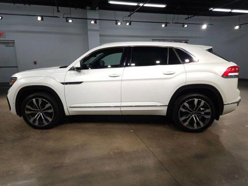 2022 Volkswagen Atlas Cross Sport 3.6L V6 SEL Premium R-Line