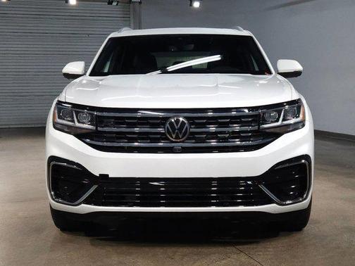 2022 Volkswagen Atlas Cross Sport 3.6L V6 SEL Premium R-Line