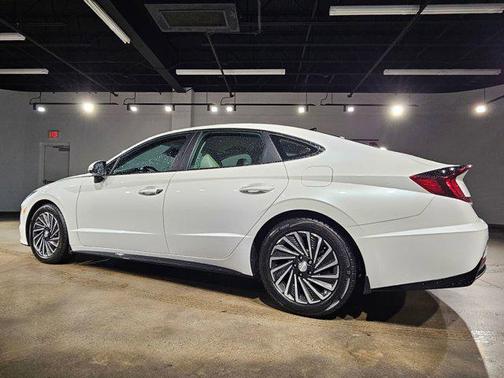 2021 Hyundai SONATA Limited 2.0T