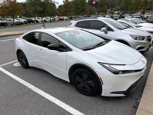 2023 Toyota Prius LE