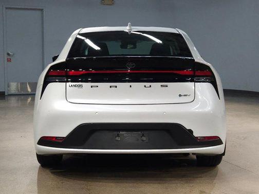 2023 Toyota Prius LE