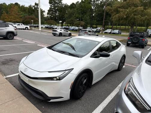 2023 Toyota Prius LE