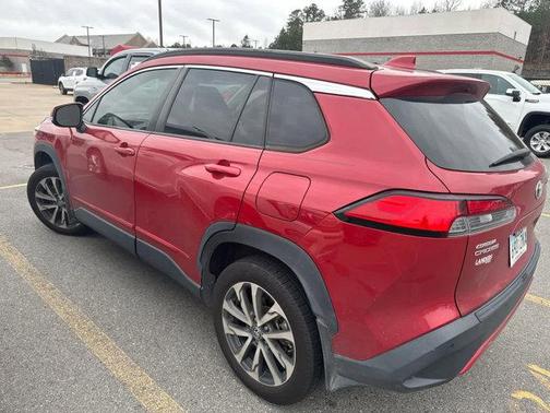2022 Toyota Corolla Cross XLE