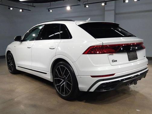 2022 Audi Q8 55 Prestige