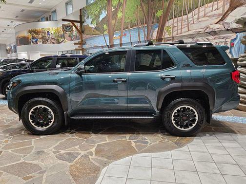 2025 Toyota 4Runner TRD Off Road