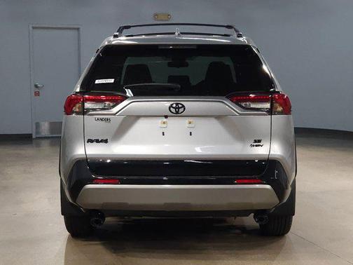 2025 Toyota RAV4 Hybrid SE
