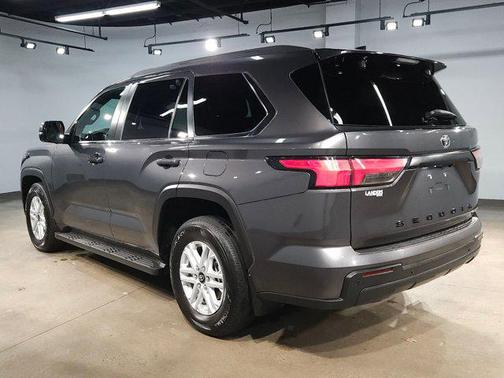 2025 Toyota Sequoia SR5