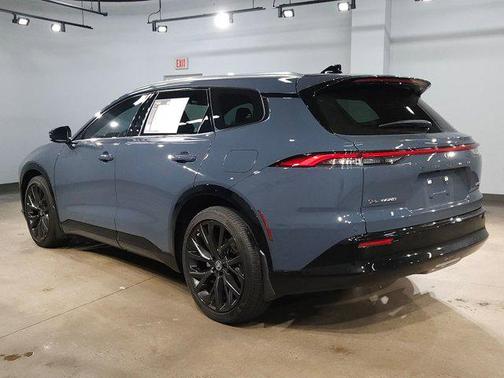 2025 Toyota Crown Signia Limited