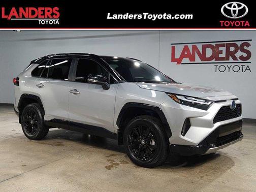 2022 Toyota RAV4 Hybrid SE