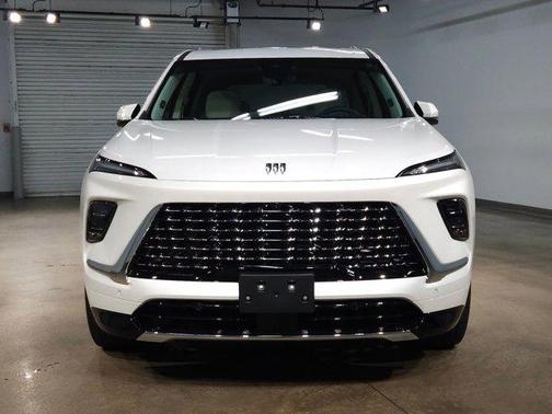 2025 Buick Enclave Avenir FWD