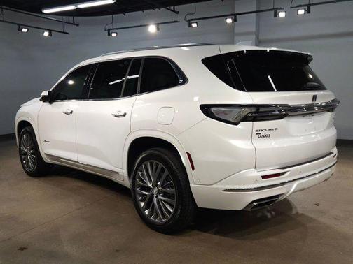 2025 Buick Enclave Avenir FWD