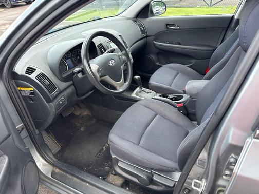 Carbon Gray Mist 2010 Hyundai Elantra Touring GLS