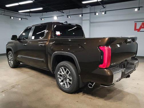 2025 Toyota Tundra Hybrid 1794 Edition