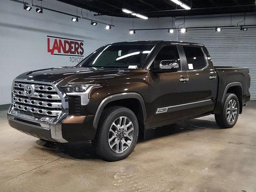 2025 Toyota Tundra Hybrid 1794 Edition