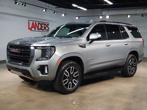 2024 GMC Yukon 4WD AT4