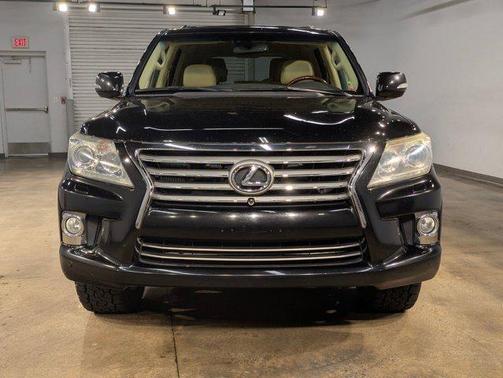 2013 Lexus LX 570 Base