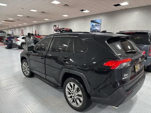 2022 Toyota RAV4 XLE Premium