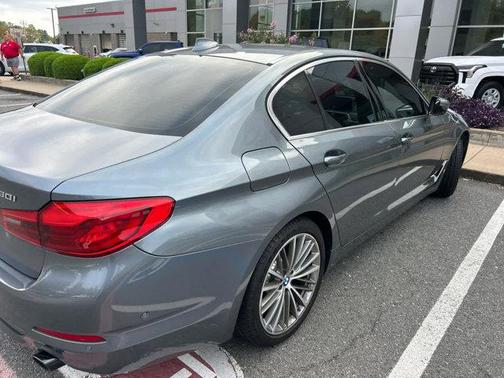2020 BMW 530 i