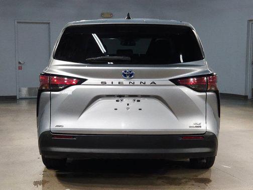 2022 Toyota Sienna XLE