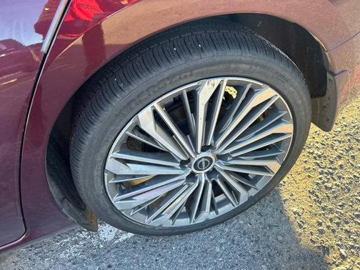 2023 Nissan Altima 2.5 SL